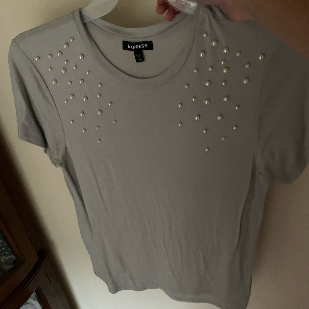 pearl boyfriend tee